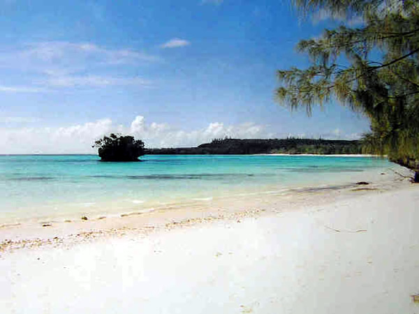 Luengoni, Lifou, Islas de la Lealtad, Nueva Caledonia. Autor y Copyright Marco Ramerini